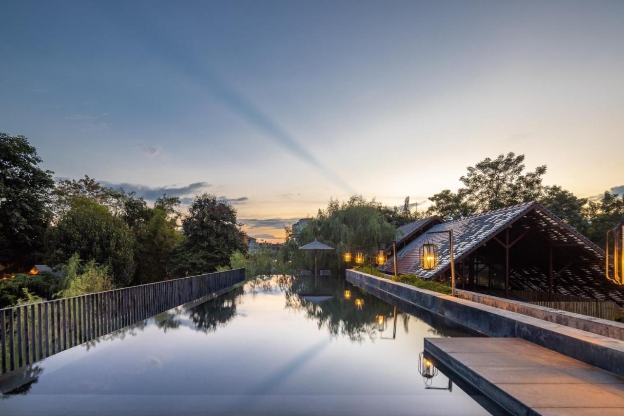 Hotel Ping Silhouette Τσιάνγκ Μάι Εξωτερικό φωτογραφία